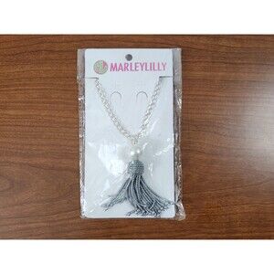 Marleylilly Silver Tassel Pearl Necklace